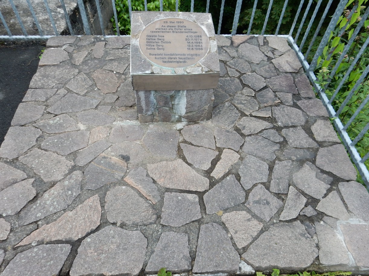 Mahnmal Familie Gensch in der Untere Wernerstraße 81 in Solingen